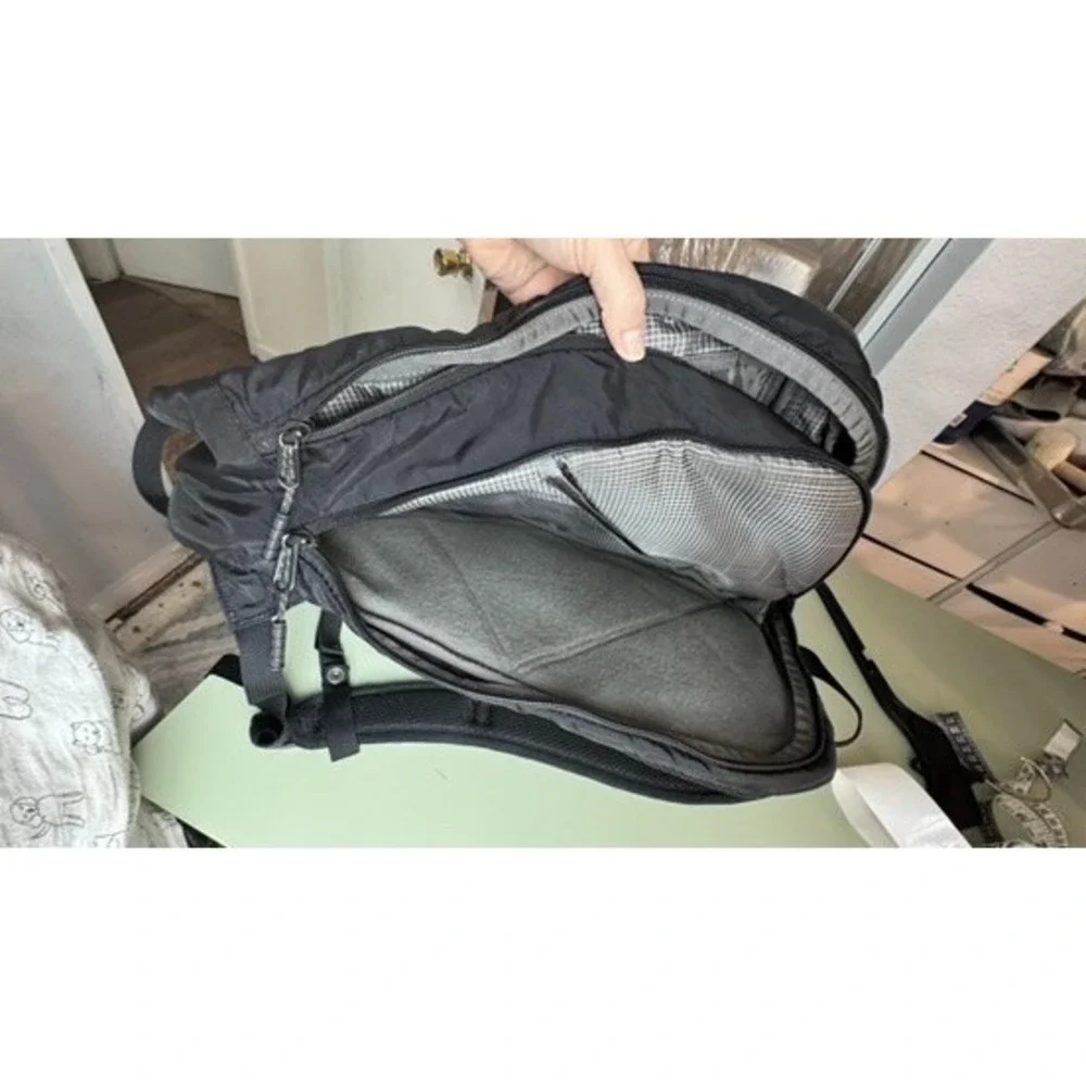 Timbuk2 San Francisco Showdown Laptop Backpack Multi-Pocket Padded Zipper Black